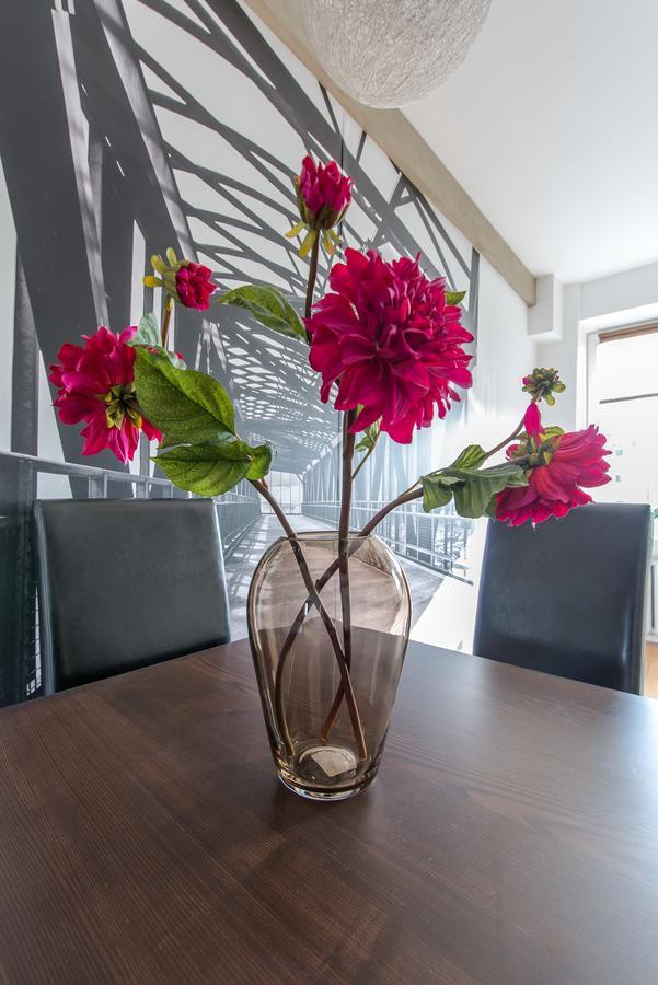Chmielna Warsaw Cental Station P&O Serviced Apartments Экстерьер фото